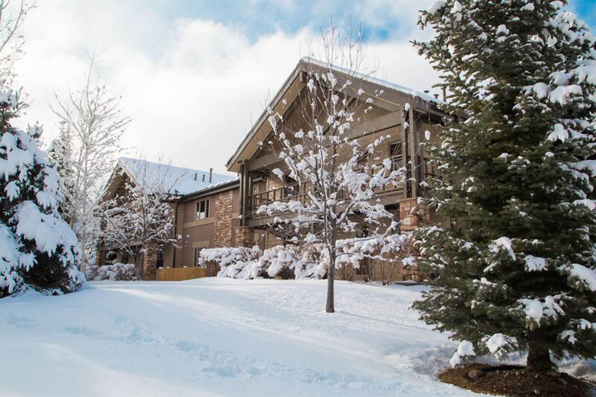 Juniper Inn condos for sale in Park City Utah