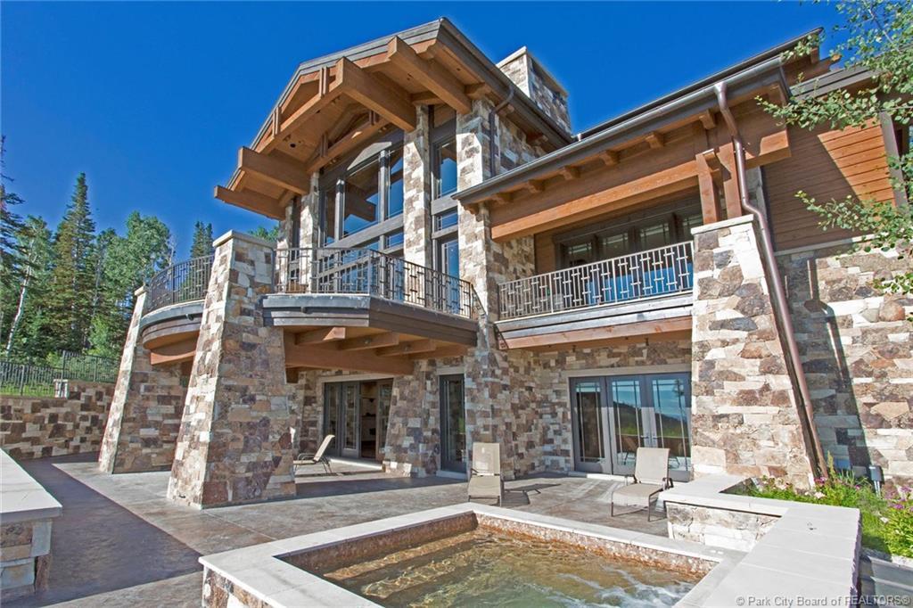 Luxury Red Cloud ski homes for sale in Deer Valley Utah
